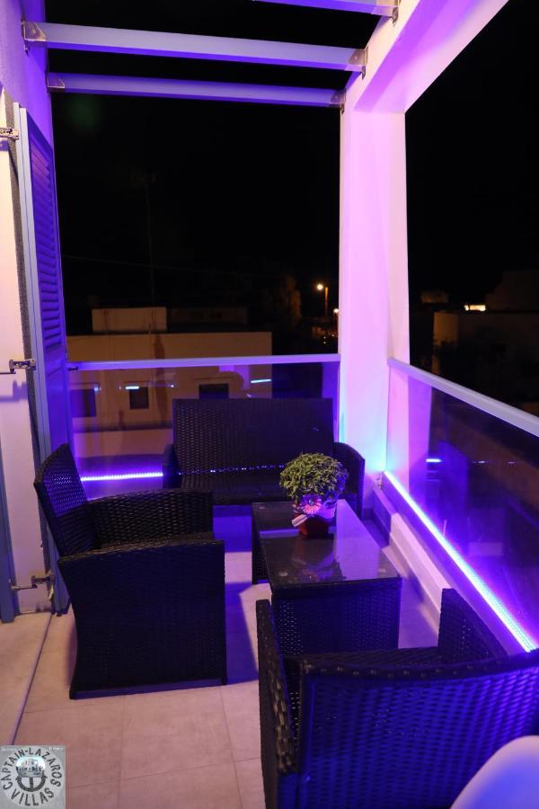 Located By The Sea One Beachfront Private Captain Lazaros Pool Villa With Loft In 750Sqm Spacious Private Plot-Jacuzzi-Sunrelax-Furnished Terace-Gazebo-Private Parking,Sleep 3 Adults And 2 Children, Just Steps From The Black Beach-Seaview Періса Екстер'єр фото