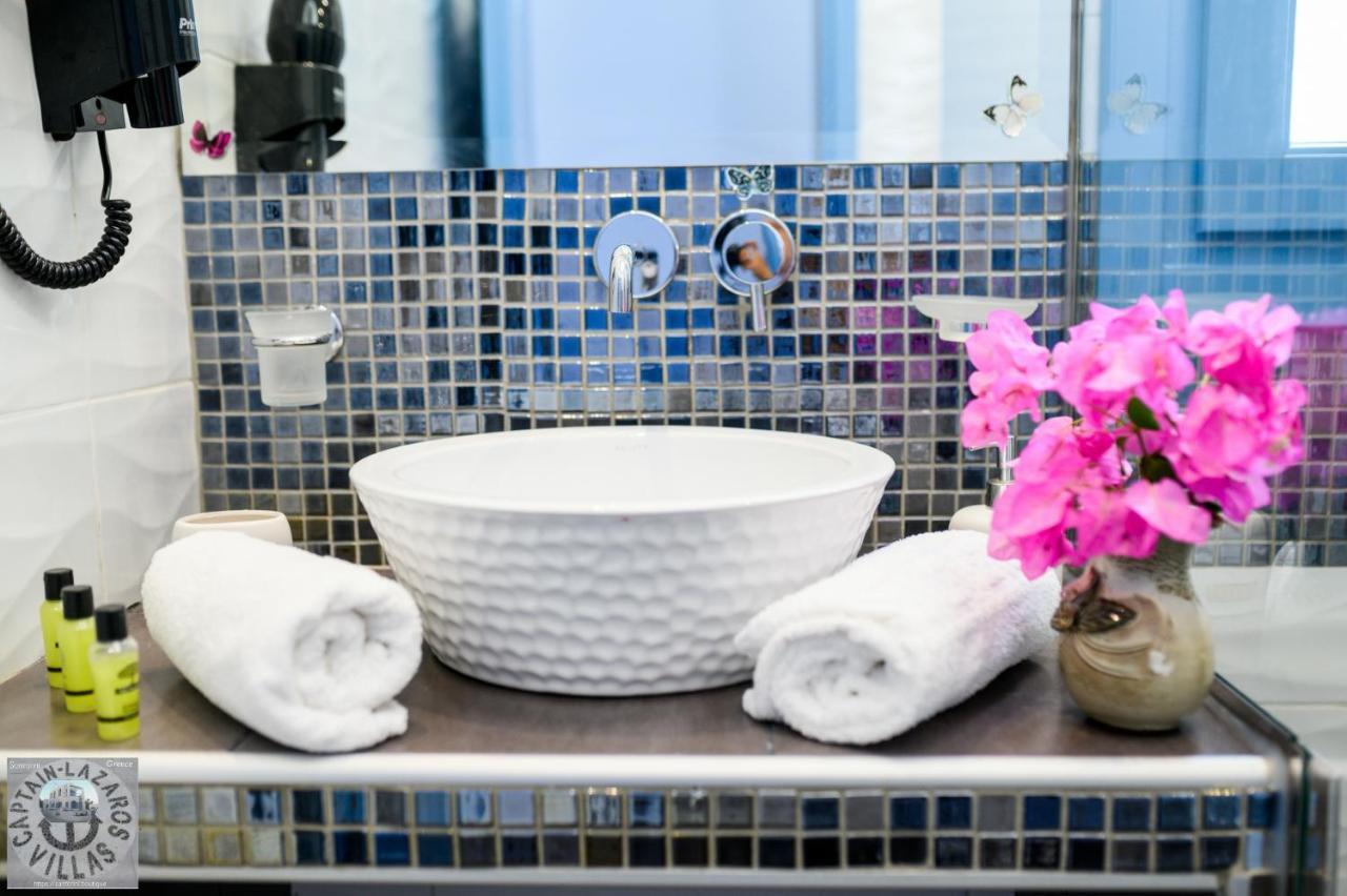 Located By The Sea One Beachfront Private Captain Lazaros Pool Villa With Loft In 750Sqm Spacious Private Plot-Jacuzzi-Sunrelax-Furnished Terace-Gazebo-Private Parking,Sleep 3 Adults And 2 Children, Just Steps From The Black Beach-Seaview Періса Екстер'єр фото